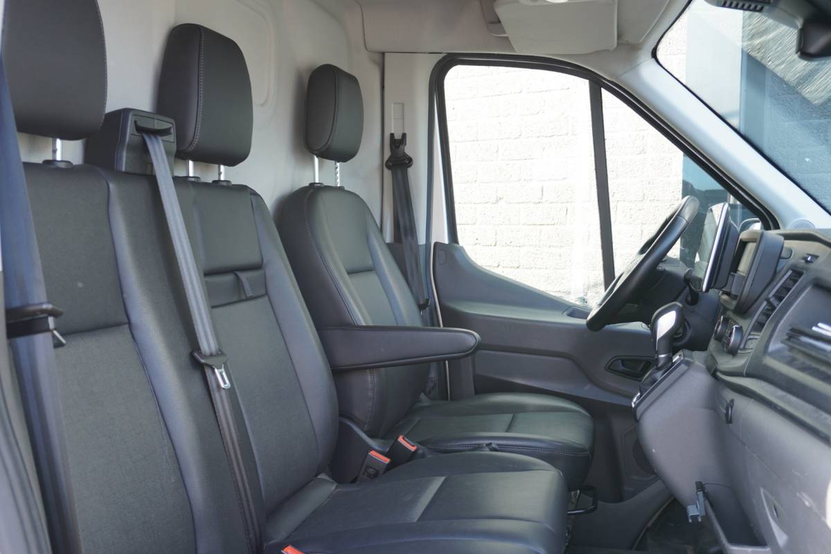 Ford Transit Ford Transit 2.0 TDCI 130PK Automaat L2H2 EURO 6 – Airco – Navi – Cruise – Camera – € 18.950,- Excl.