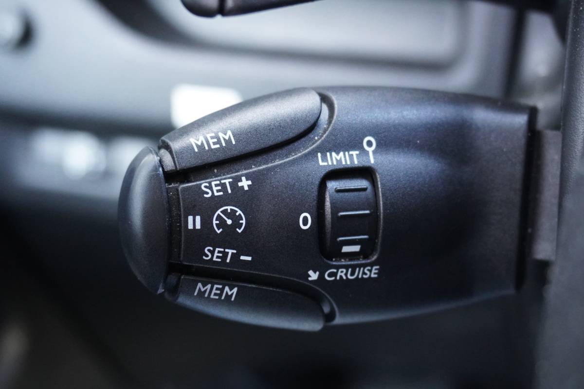 Opel Vivaro Opel Vivaro 2.0 BlueHDi 145PK Automaat – EURO 6 – Airco – Navi – Cruise – €17.950,- Excl.