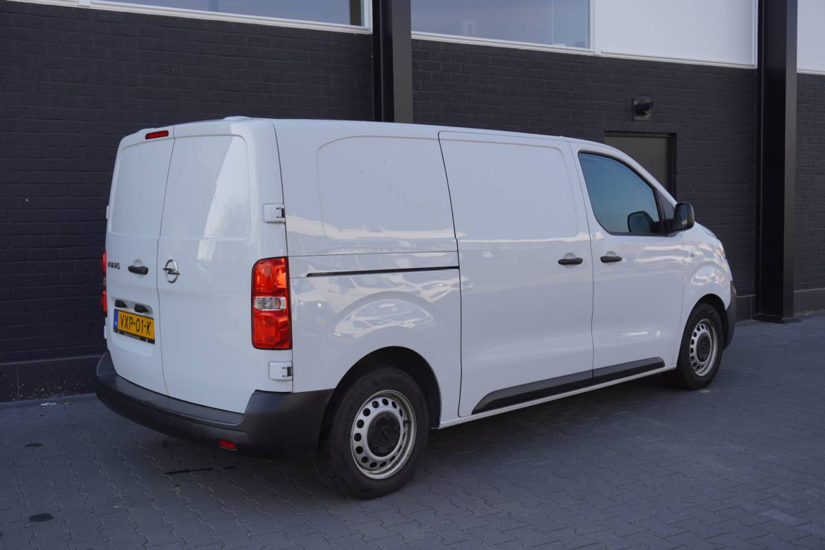 Opel Vivaro Opel Vivaro 2.0 BlueHDi 145PK Automaat – EURO 6 – Airco – Navi – Cruise – €17.950,- Excl.