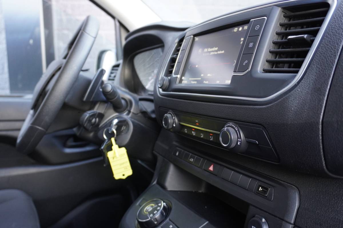 Opel Vivaro Opel Vivaro 2.0 BlueHDi 145PK Automaat – EURO 6 – Airco – Navi – Cruise – €17.950,- Excl.