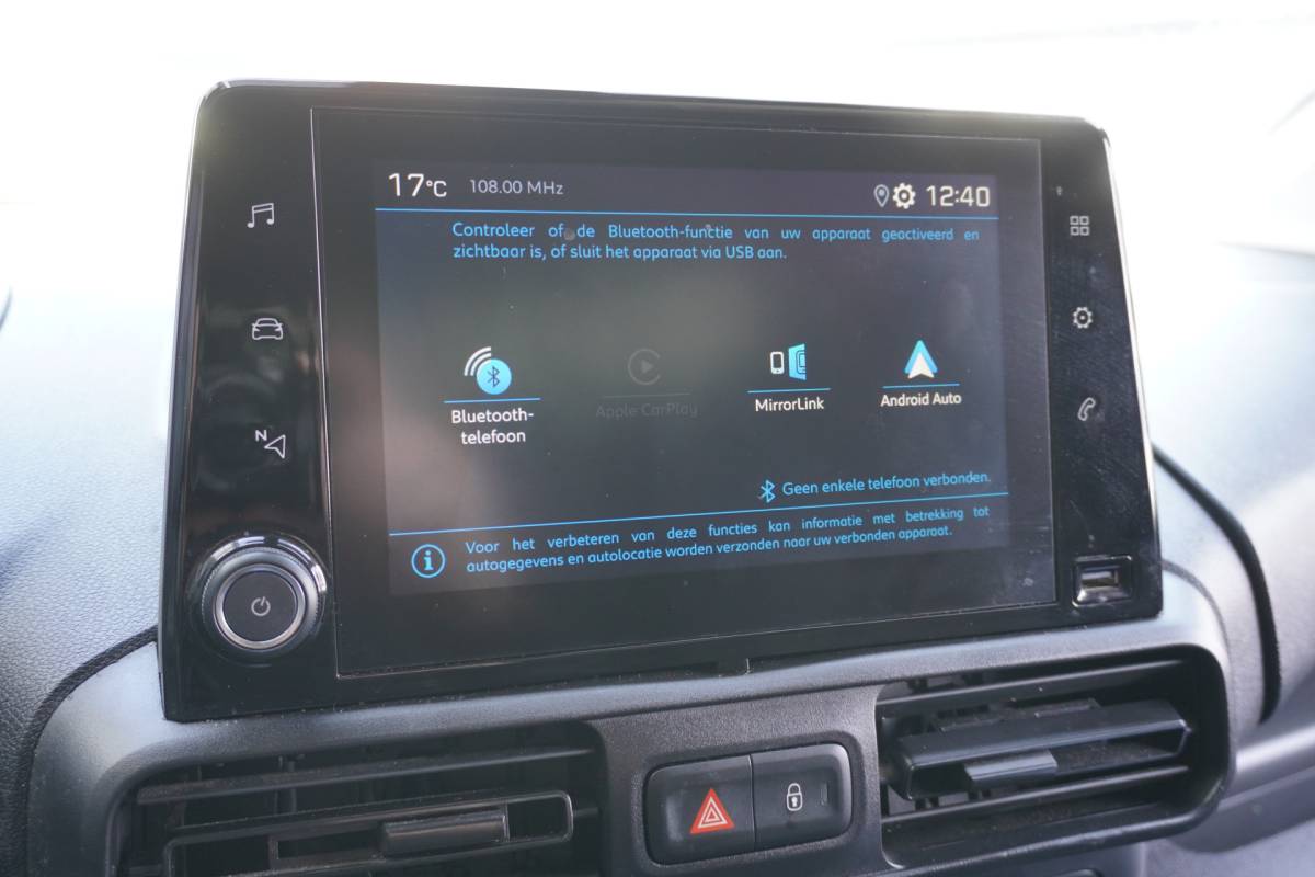 Peugeot Partner Peugeot Partner 1.5 BlueHDI 130 PK Automaat EURO 6 – Airco – Cruise – Trekhaak – € 11.950,- Excl.