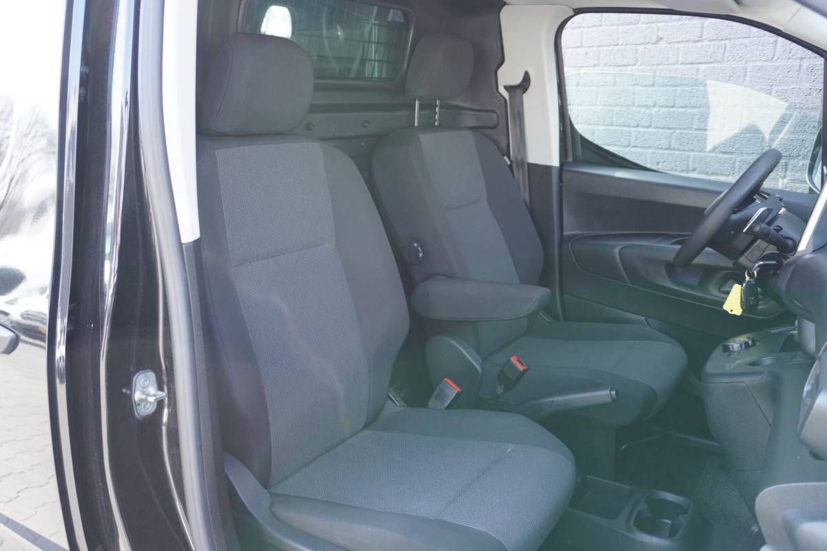 Peugeot Partner Peugeot Partner 1.5 BlueHDI 130 PK Automaat EURO 6 – Airco – Cruise – Trekhaak – € 11.950,- Excl.