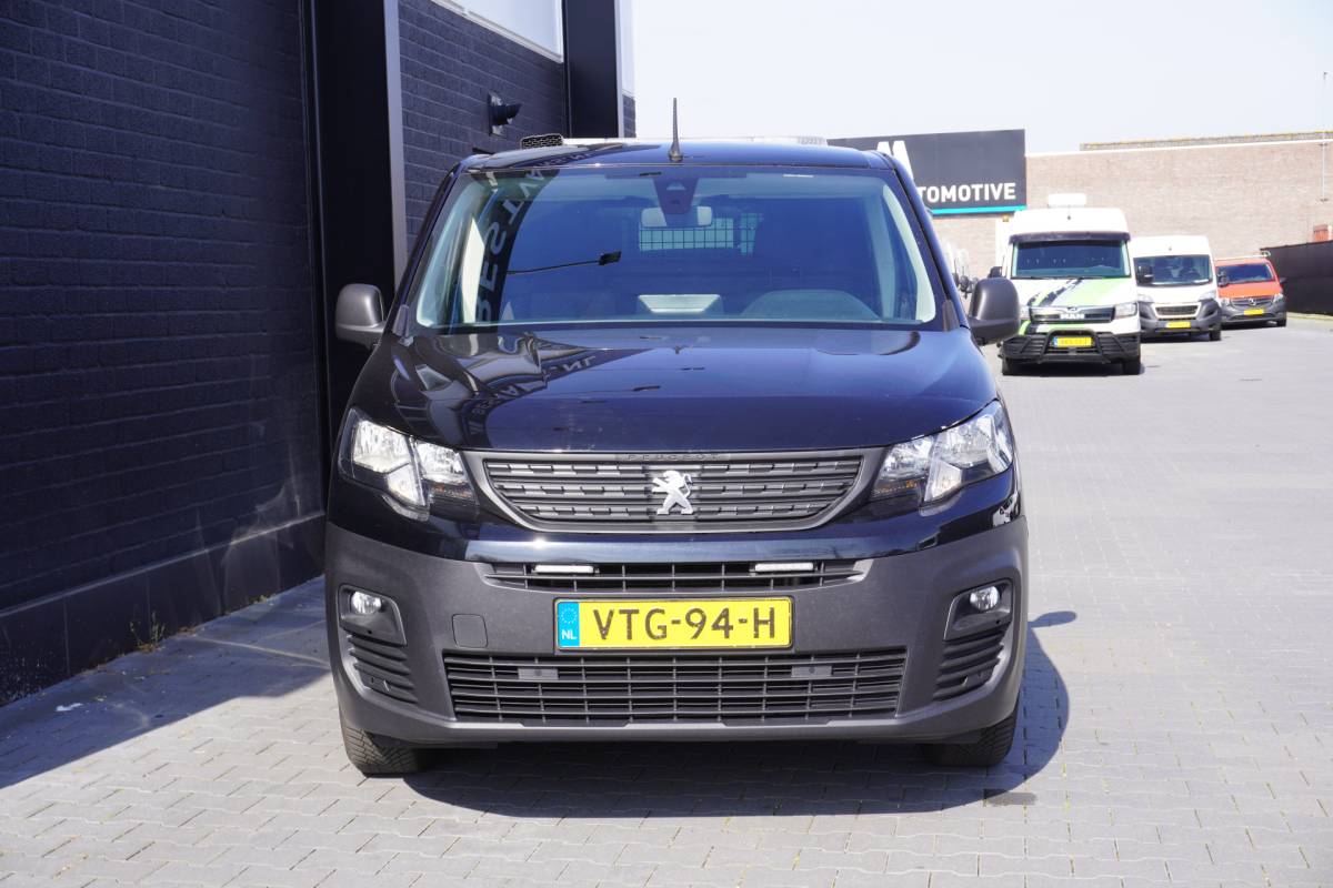 Peugeot Partner Peugeot Partner 1.5 BlueHDI 130 PK Automaat EURO 6 – Airco – Cruise – Trekhaak – € 11.950,- Excl.