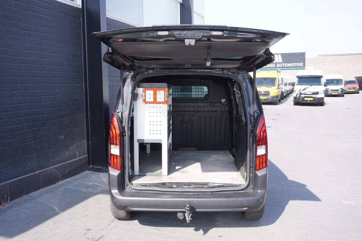 Peugeot Partner Peugeot Partner 1.5 BlueHDI 130 PK Automaat EURO 6 – Airco – Cruise – Trekhaak – € 11.950,- Excl.