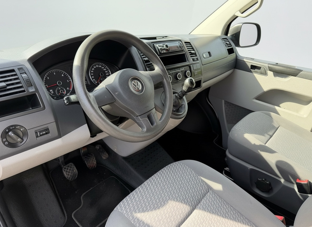 Volkswagen Transporter Volkswagen Transporter 2.0 TDI L2H1 | Cruis control | Airco