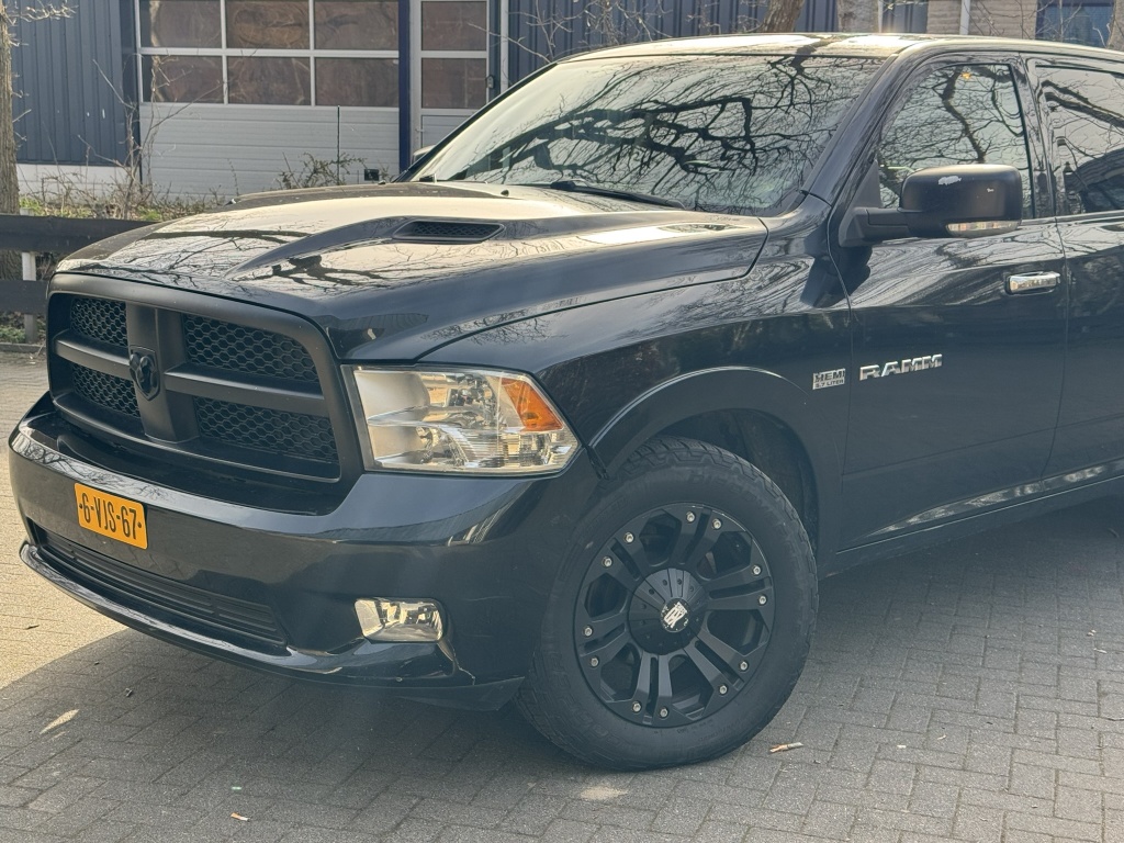 Dodge Ram 1500 Dodge Ram 1500 4X4 SPORT 5.7 V8 LPG LAGE BIJTELLING
