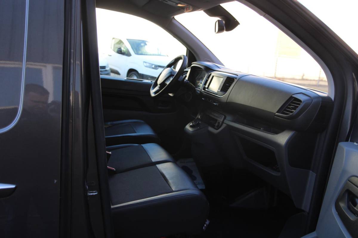 Peugeot Expert Peugeot Expert 2.0 BlueHDI 180PK Automaat Premium / Trekhaak / Alle opties!!