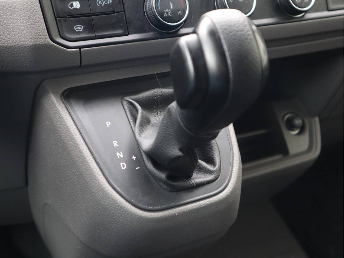 Volkswagen Crafter Volkswagen Crafter 2.0 TDI 177pk Euro 6 Automaat Koelwagen Bi-Temp Koeling – Dag & nacht + Vriezen
