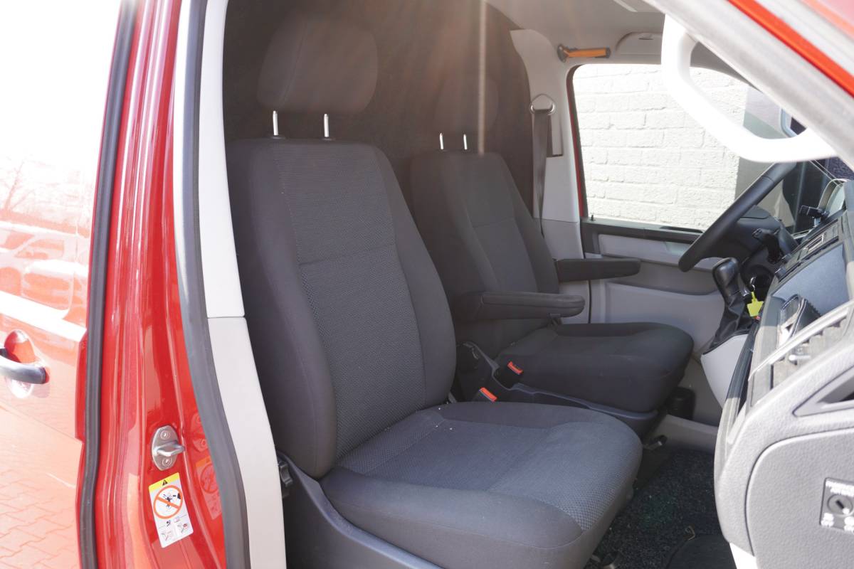 Volkswagen Transporter Volkswagen Transporter 2.0 TDI 150PK Automaat EURO 6 – Airco – Cruise – PDC – € 13.950,- Excl.