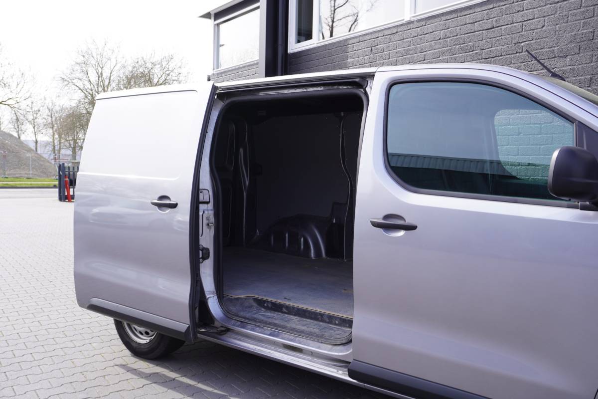 Peugeot Expert Peugeot Expert 1.5 BlueHDI L2 EURO 6 – Airco – Cruise – Trekhaak – € 11.900,- Excl.