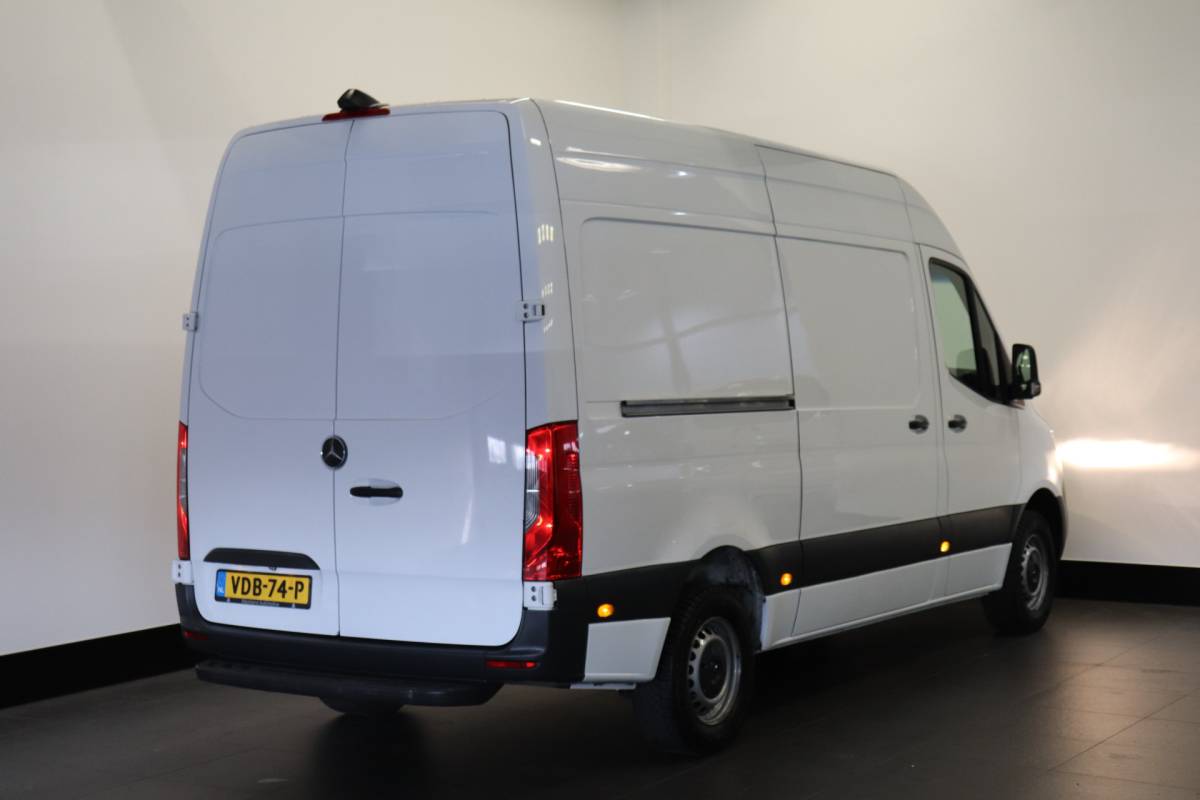 Mercedes-Benz Sprinter Mercedes-Benz Sprinter 316 2.2 CDI Automaat L2H2 – EURO 6 – Airco – Navi – Cruise – €18.950,- Excl.