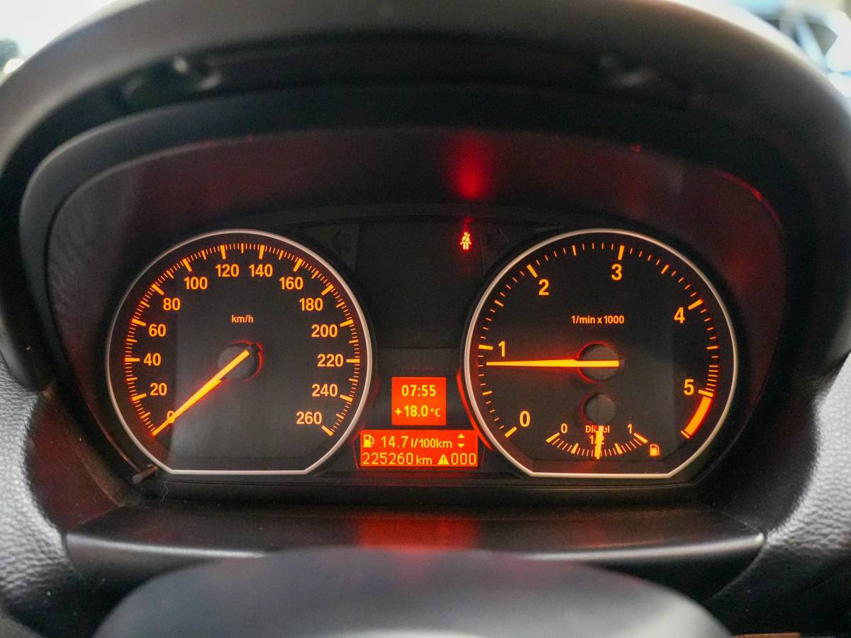 BMW 1 Serie BMW 1-serie Coupé 123d High Executive