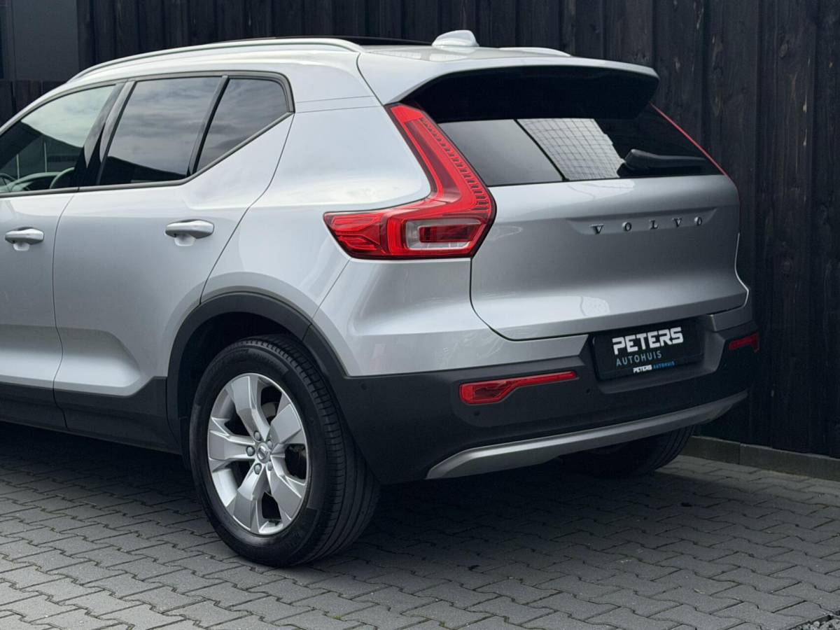 Volvo XC40 Volvo XC40 2.0 T4 190PK| Panodak| Leer| Keyless| Pilot| H&K