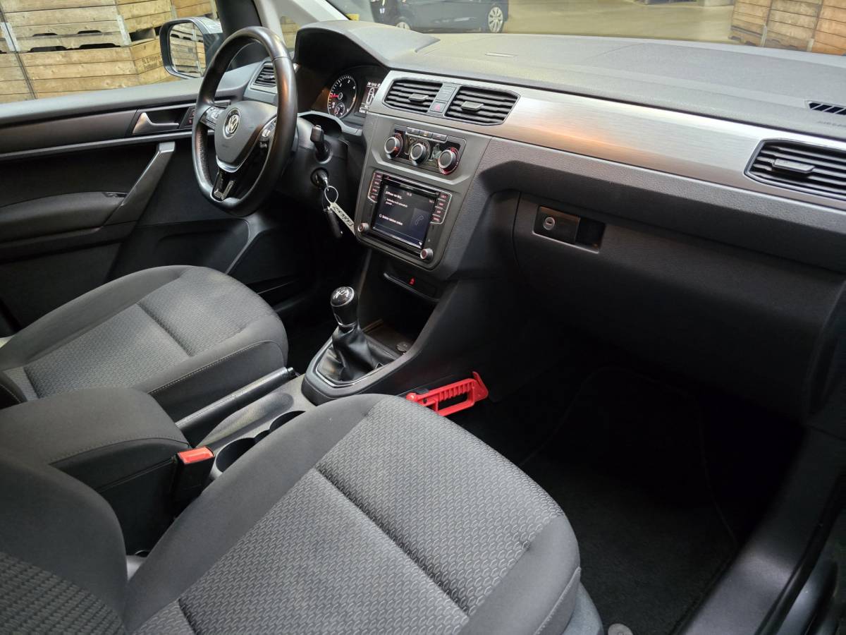 Volkswagen Caddy Volkswagen Caddy 2.0 TDI Comfortline DC!! 5 Pers.NAVI Cruise Airco PDC 2x Schuifdeur Trekhaak LM!