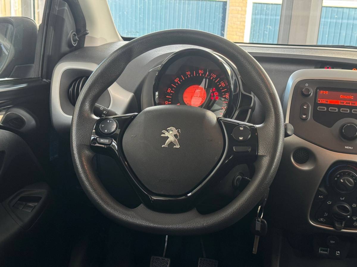 Peugeot 108 Peugeot 108 1.0 e-VTi Active |Airco|Carkit|Centrale deurvergrendeling|