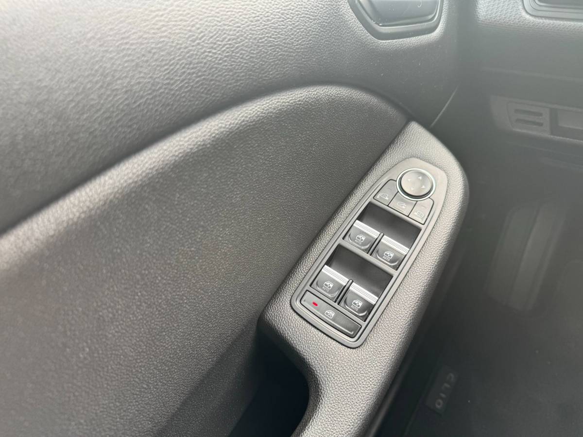 Renault Clio Renault Clio 1.0 TCe Intens CARPLAY!!