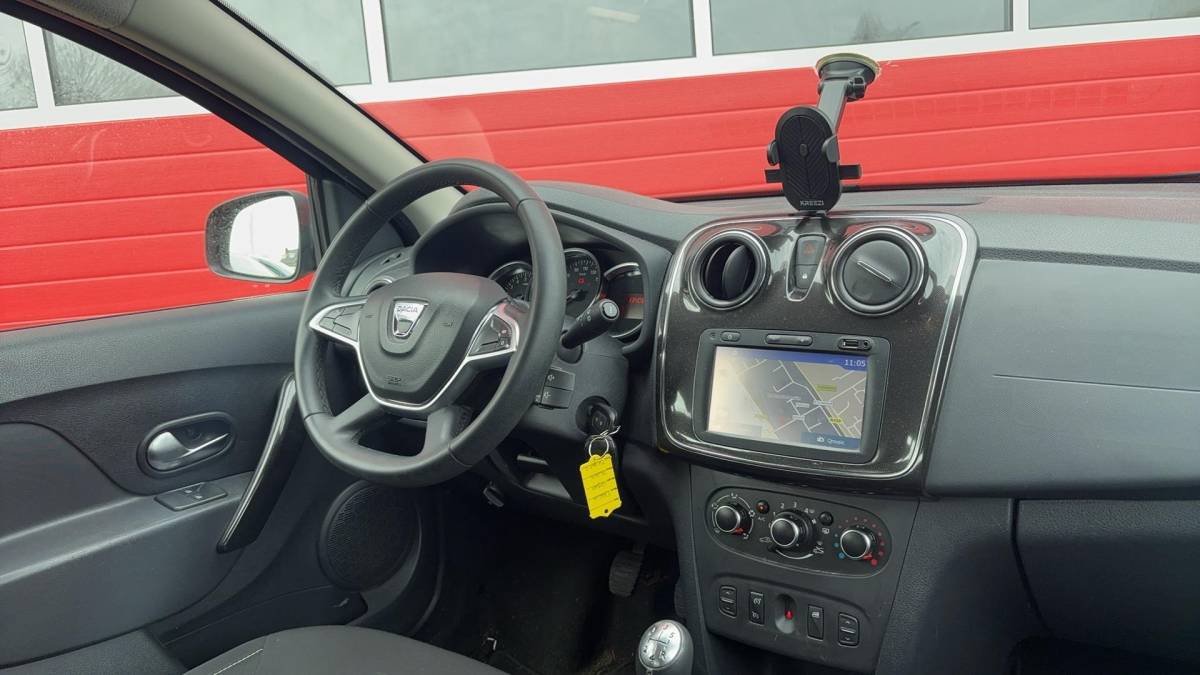 Dacia Logan Dacia Logan MCV 0.9 TCe Laureate 1STE EIG / NAVI / AIRCO / PDC / BLUETOOTH / CRUISE / NL-AUTO