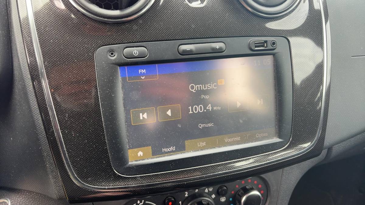 Dacia Logan Dacia Logan MCV 0.9 TCe Laureate 1STE EIG / NAVI / AIRCO / PDC / BLUETOOTH / CRUISE / NL-AUTO