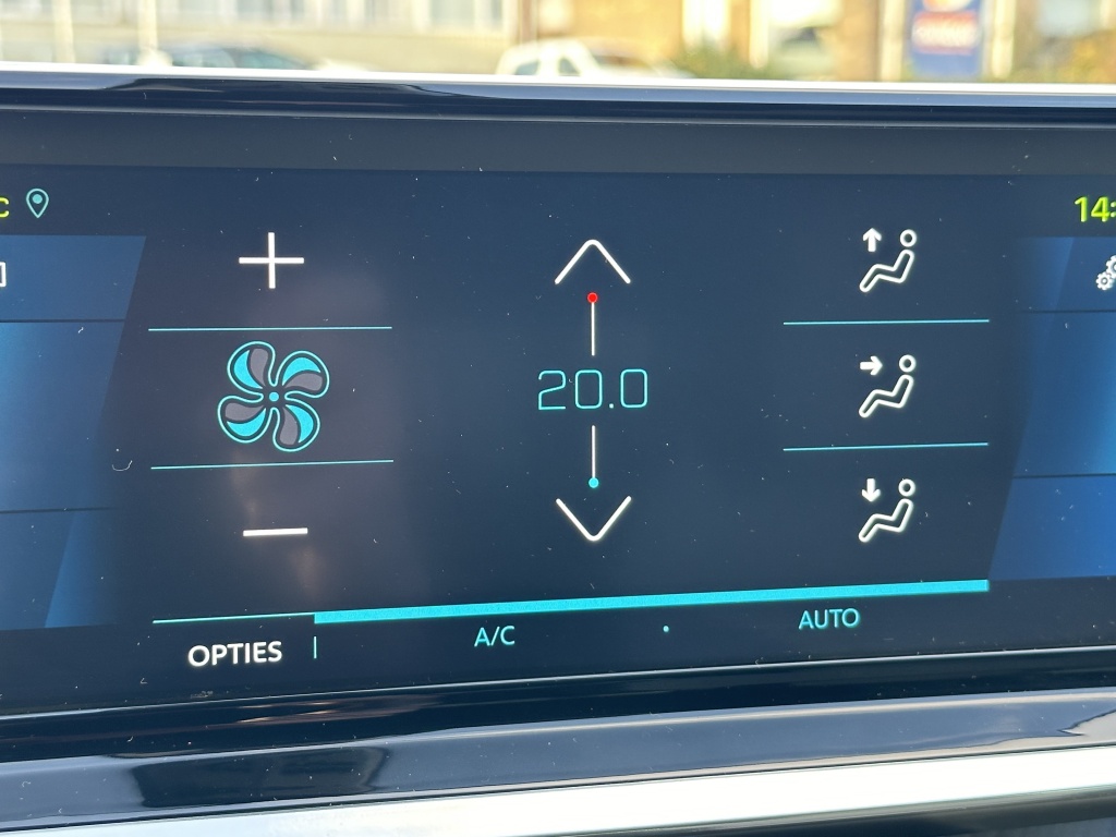 Peugeot e-208 Peugeot 208 EV GT Pack | Rijklaarprijs | Adaptieve Cruise control |