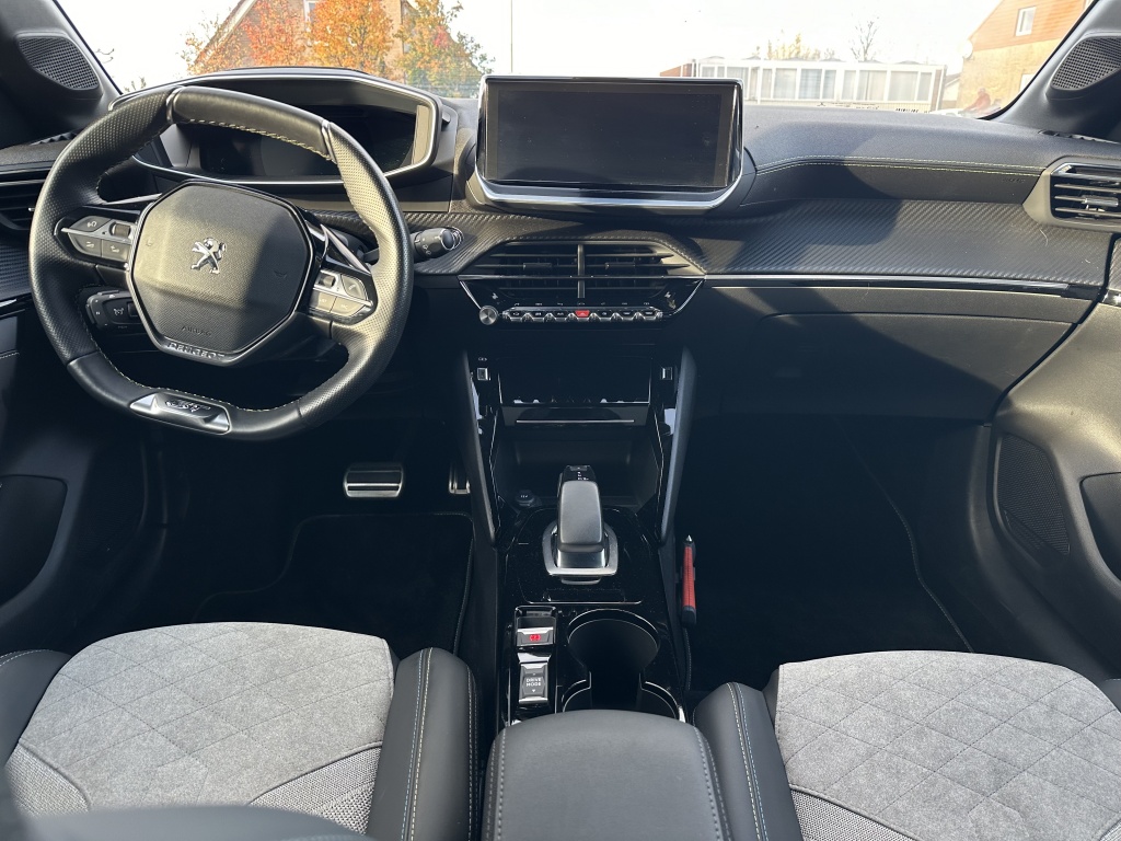Peugeot e-208 Peugeot 208 EV GT Pack | Rijklaarprijs | Adaptieve Cruise control |