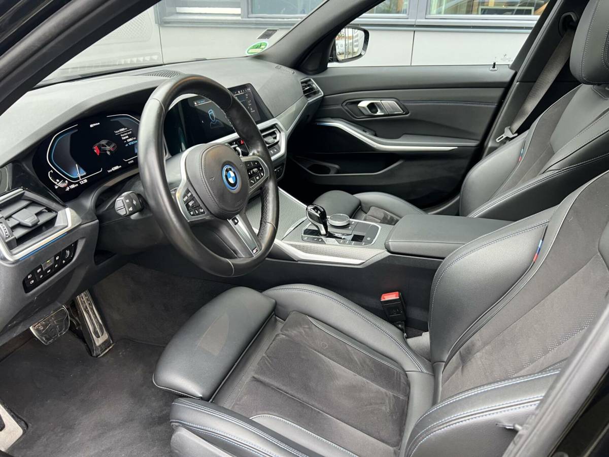 BMW 3 Serie BMW 3-serie 320e Business Edition Plus panodak