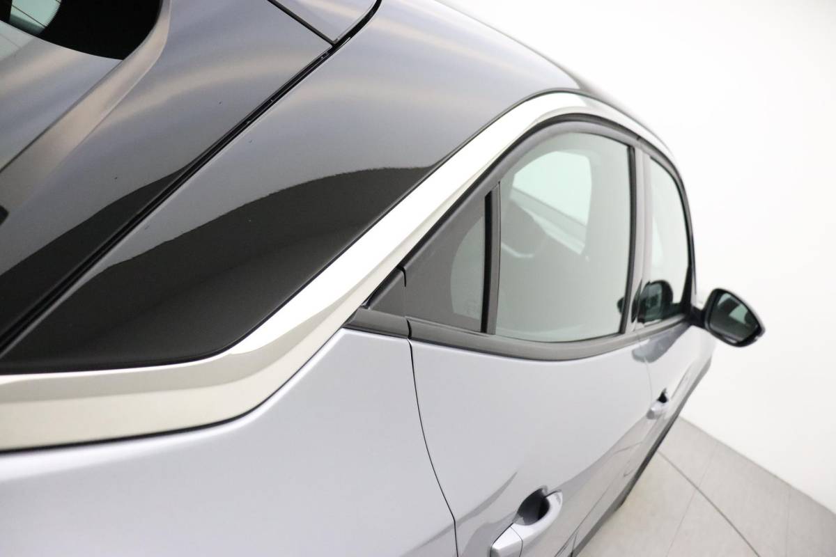 Opel Mokka Opel Mokka 1.2 Turbo Elegance 130 PK | Navigatie | Climate control | Lichtmetalen velgen | Camera | Zwart dak | Cruise control