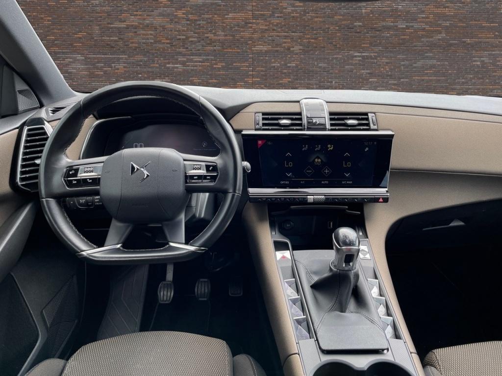 DS DS 7 DS DS7 Crossback DS7 1.2 130PK ECC LMV LED NAVIGATIE CAMERA DS 7 Crossback 1.2 PT ECC LMV SPORTSTOELEN LED NAVIGATIE CAMERA