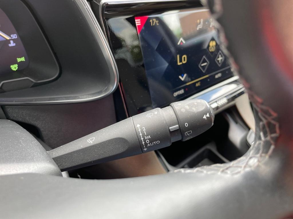 DS DS 7 DS DS7 Crossback DS7 1.2 130PK ECC LMV LED NAVIGATIE CAMERA DS 7 Crossback 1.2 PT ECC LMV SPORTSTOELEN LED NAVIGATIE CAMERA