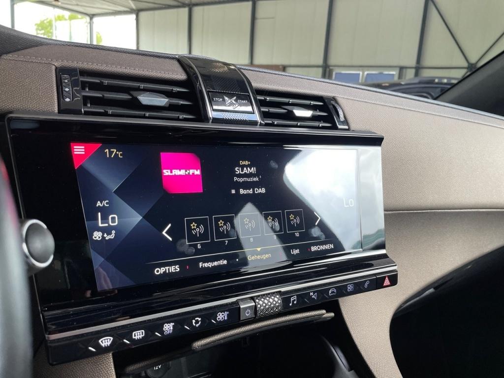 DS DS 7 DS DS7 Crossback DS7 1.2 130PK ECC LMV LED NAVIGATIE CAMERA DS 7 Crossback 1.2 PT ECC LMV SPORTSTOELEN LED NAVIGATIE CAMERA