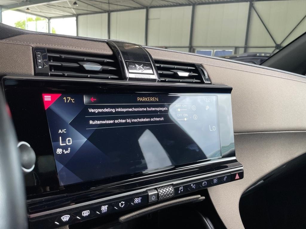 DS DS 7 DS DS7 Crossback DS7 1.2 130PK ECC LMV LED NAVIGATIE CAMERA DS 7 Crossback 1.2 PT ECC LMV SPORTSTOELEN LED NAVIGATIE CAMERA