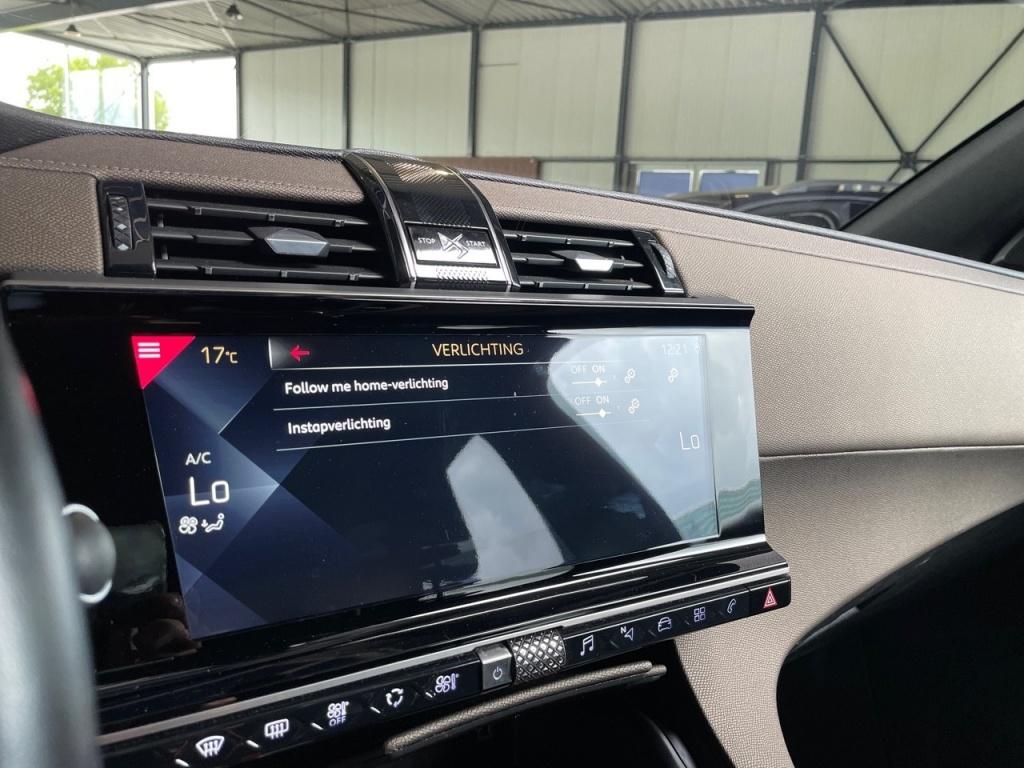 DS DS 7 DS DS7 Crossback DS7 1.2 130PK ECC LMV LED NAVIGATIE CAMERA DS 7 Crossback 1.2 PT ECC LMV SPORTSTOELEN LED NAVIGATIE CAMERA