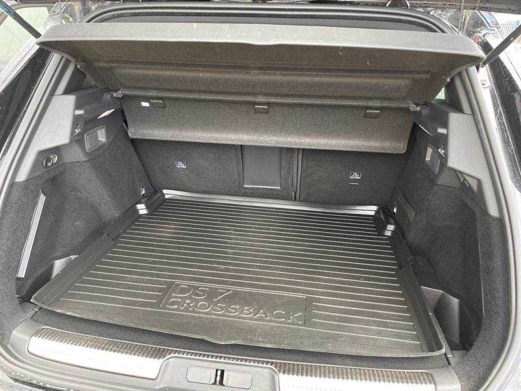 DS DS 7 DS DS7 Crossback DS7 1.2 130PK ECC LMV LED NAVIGATIE CAMERA DS 7 Crossback 1.2 PT ECC LMV SPORTSTOELEN LED NAVIGATIE CAMERA