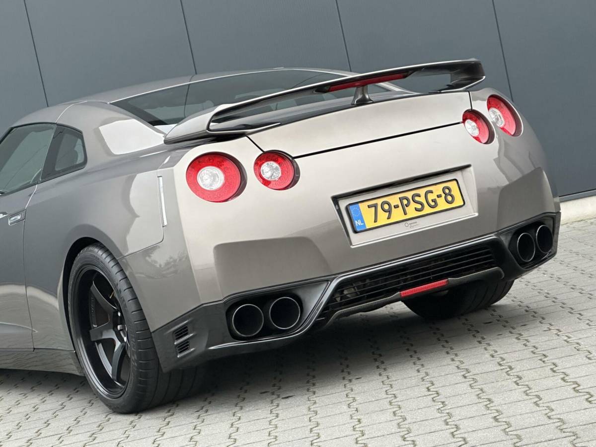 Nissan GT-R Nissan GT-R 3.8 V6 1000PK – 37DKM – HKS – Switzer – Unieke Auto