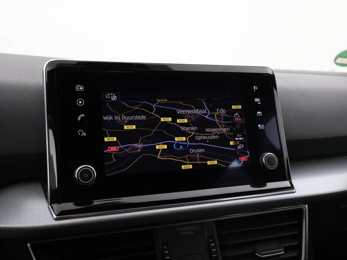 SEAT Tarraco SEAT Tarraco 1.5 TSI 150 PK STYLE LIMITED + TREKHAAK | ALL SEASON BANDEN | LED | CAMERA