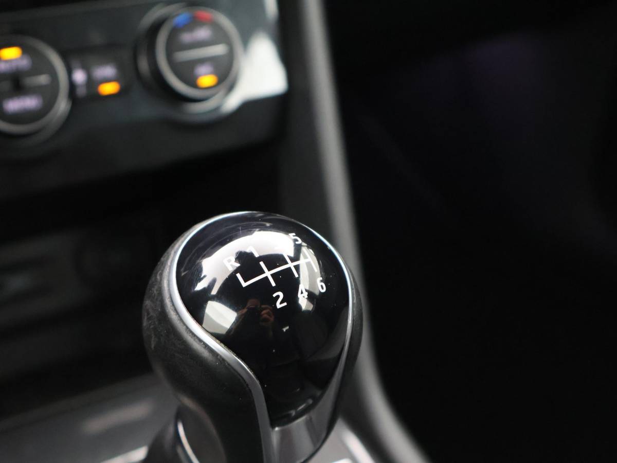 SEAT Tarraco SEAT Tarraco 1.5 TSI 150 PK STYLE LIMITED + TREKHAAK | ALL SEASON BANDEN | LED | CAMERA