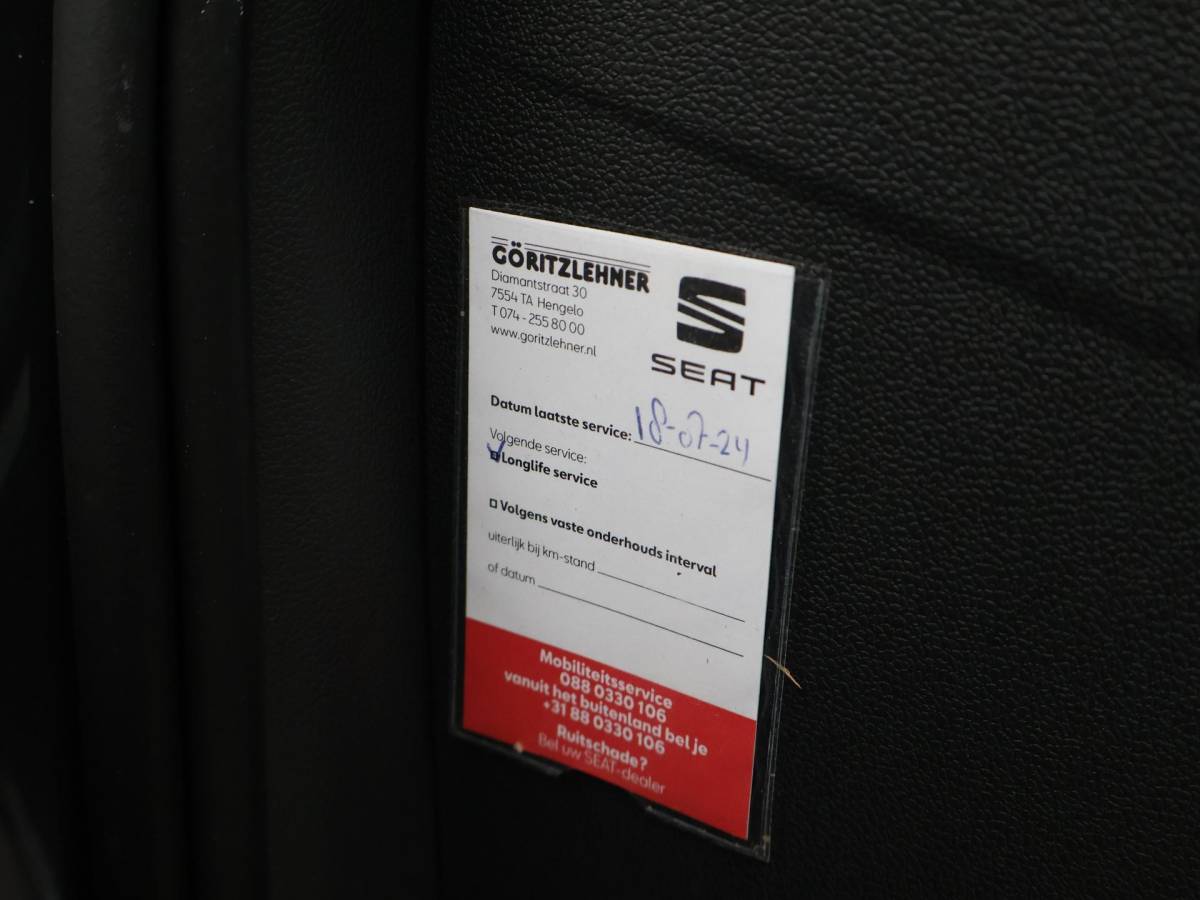 SEAT Tarraco SEAT Tarraco 1.5 TSI 150 PK STYLE LIMITED + TREKHAAK | ALL SEASON BANDEN | LED | CAMERA
