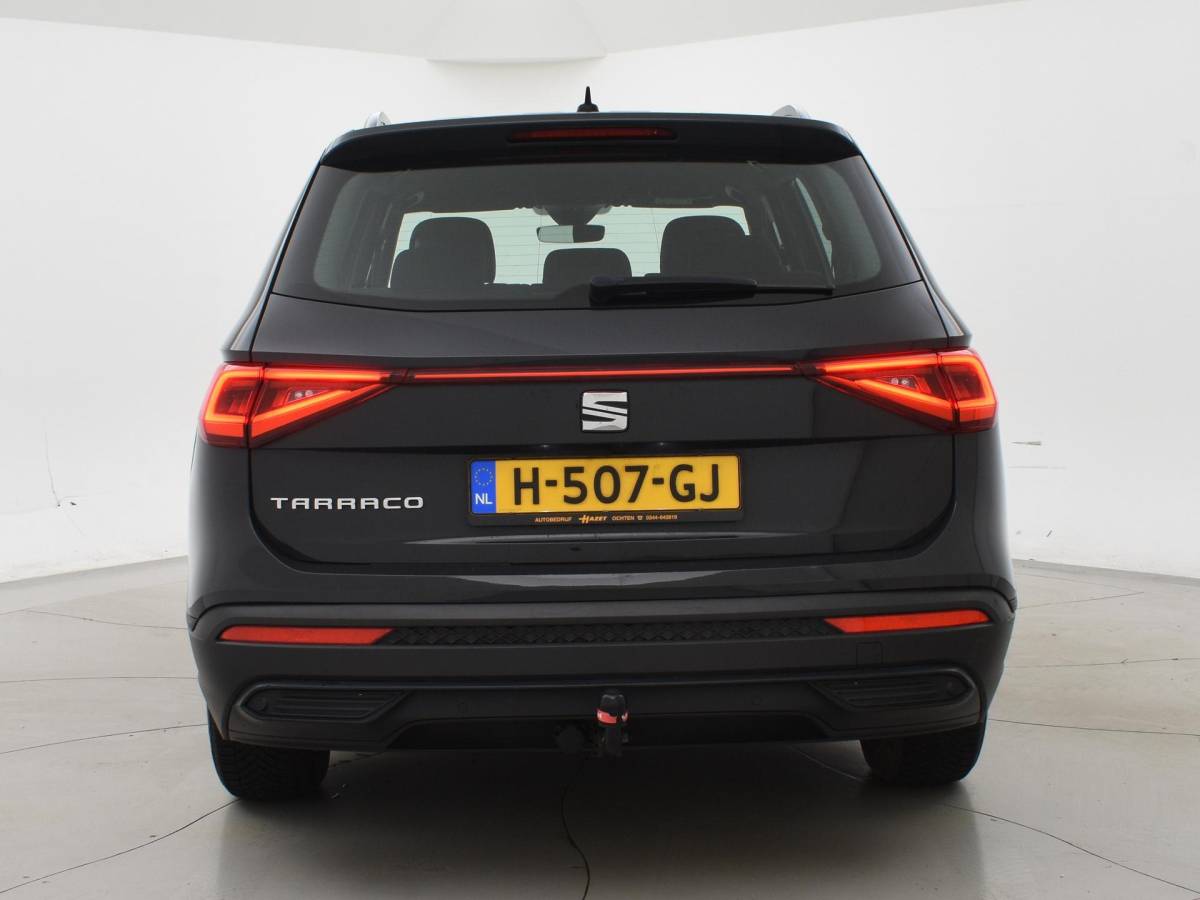 SEAT Tarraco SEAT Tarraco 1.5 TSI 150 PK STYLE LIMITED + TREKHAAK | ALL SEASON BANDEN | LED | CAMERA