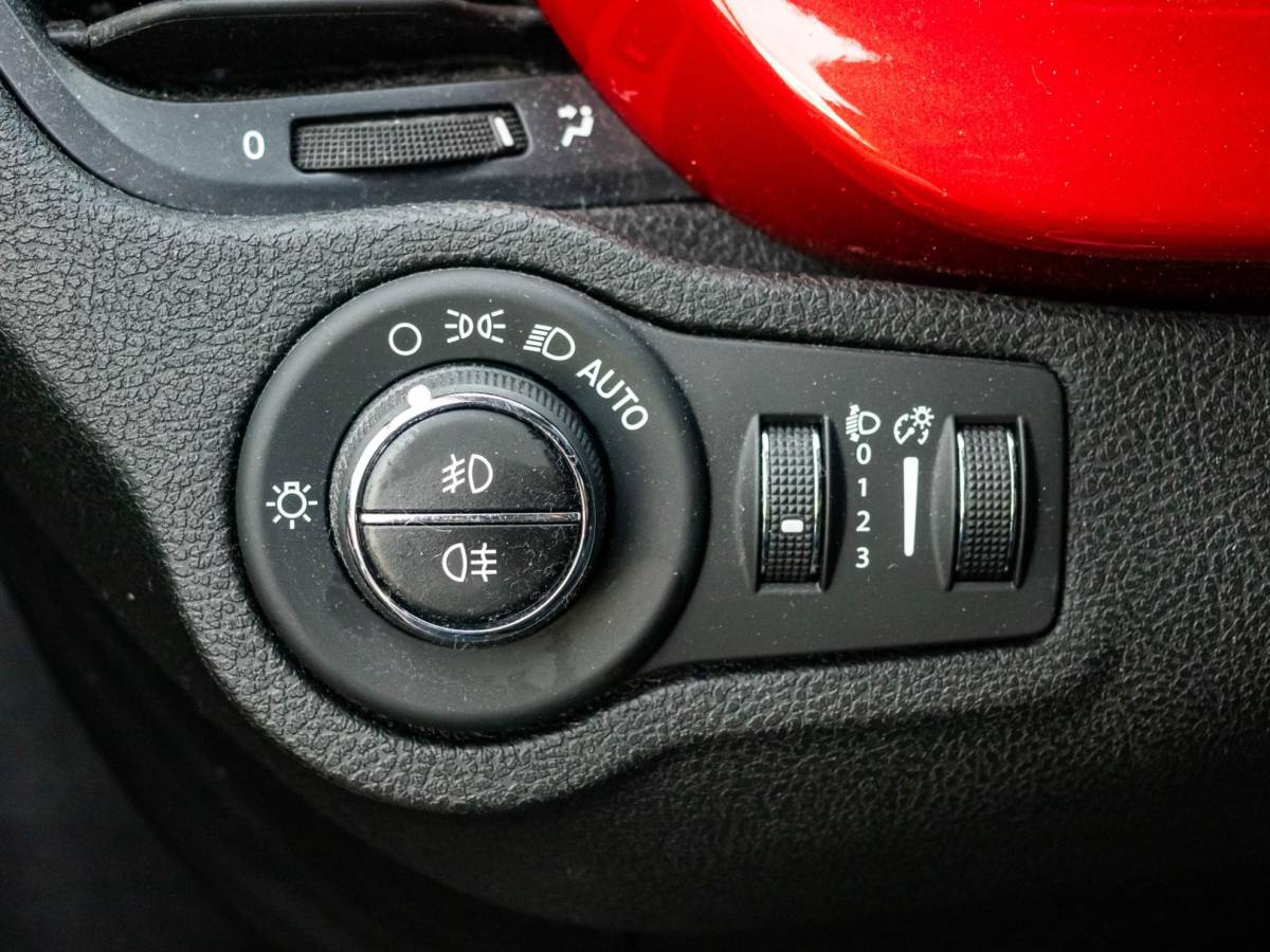 Fiat 500X Fiat 500X Cross 1.0 GSE City Cross Opening Edition Fiat 500 X Cross 1.0 GSE City Cross Opening Edition | Navigatie | Climate Control | Trekhaak |