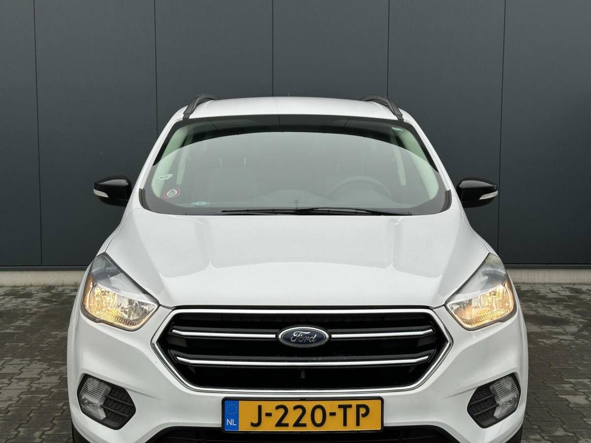 Ford Kuga Ford Kuga 1.5 EcoBoost 2018 Nieuw Model – Automaat – Camera – Cruise