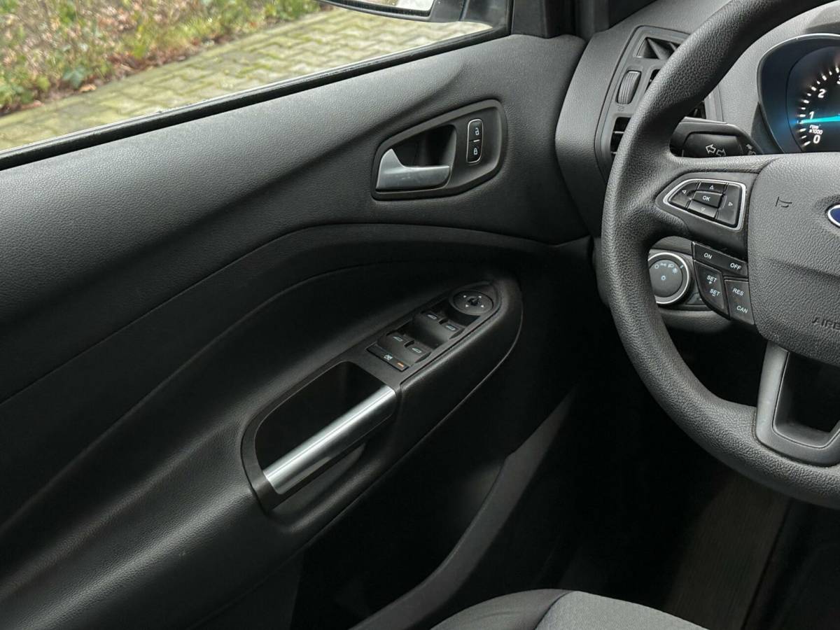 Ford Kuga Ford Kuga 1.5 EcoBoost 2018 Nieuw Model – Automaat – Camera – Cruise