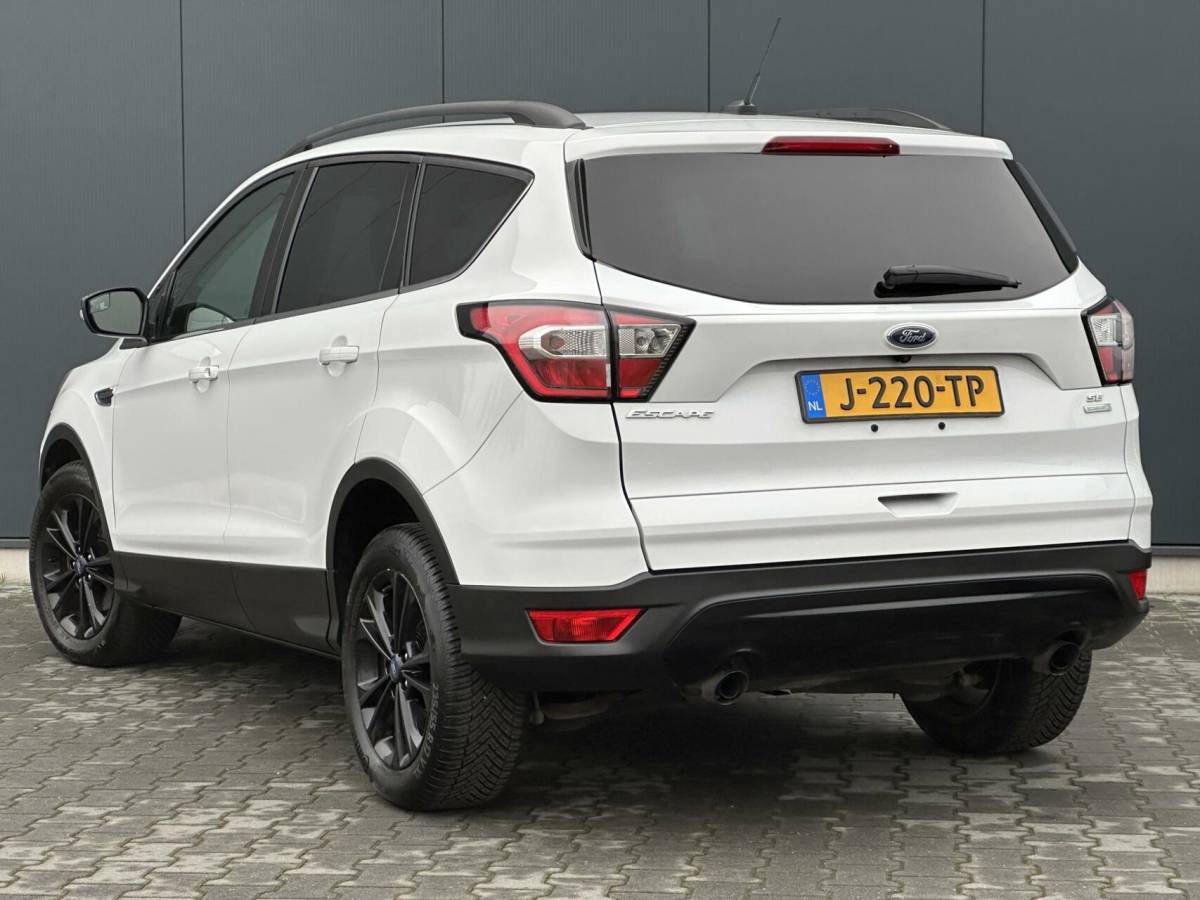 Ford Kuga Ford Kuga 1.5 EcoBoost 2018 Nieuw Model – Automaat – Camera – Cruise