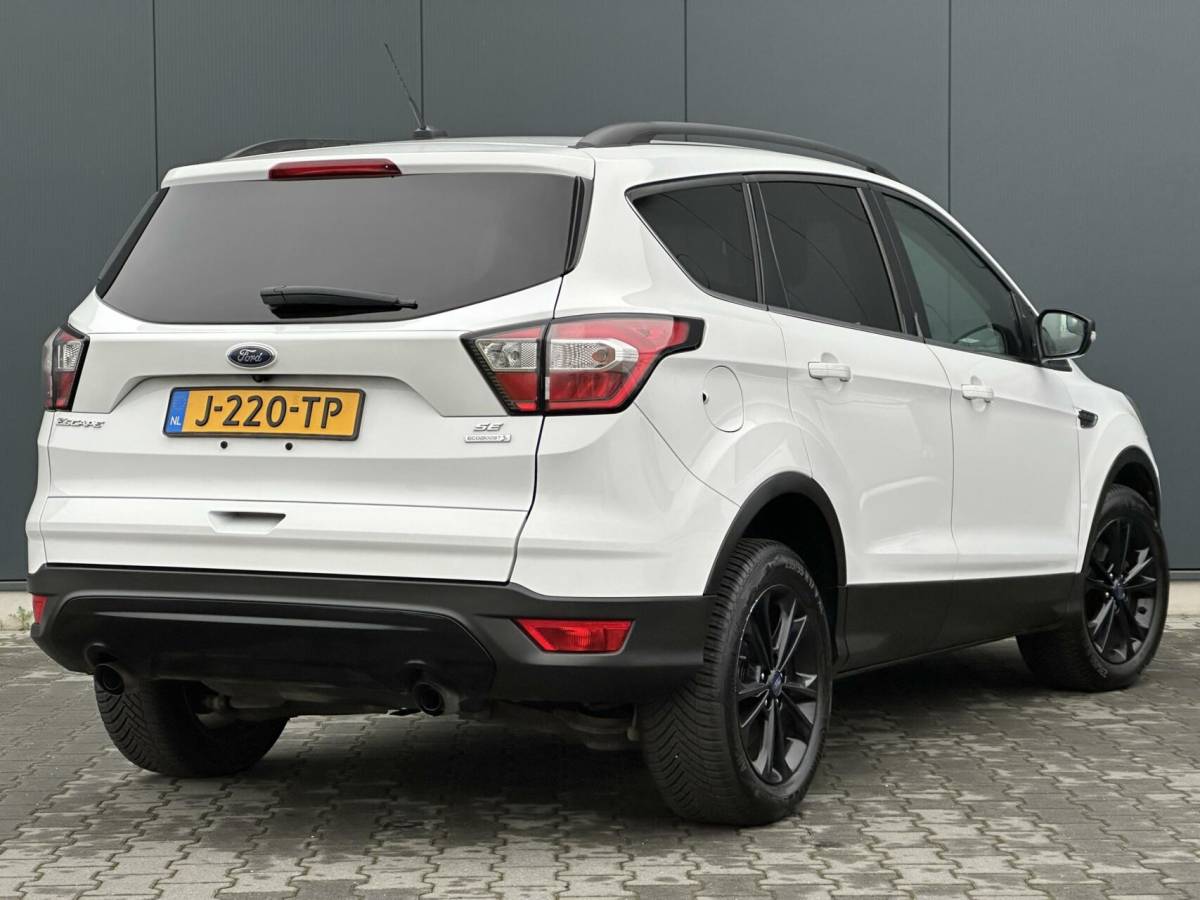 Ford Kuga Ford Kuga 1.5 EcoBoost 2018 Nieuw Model – Automaat – Camera – Cruise