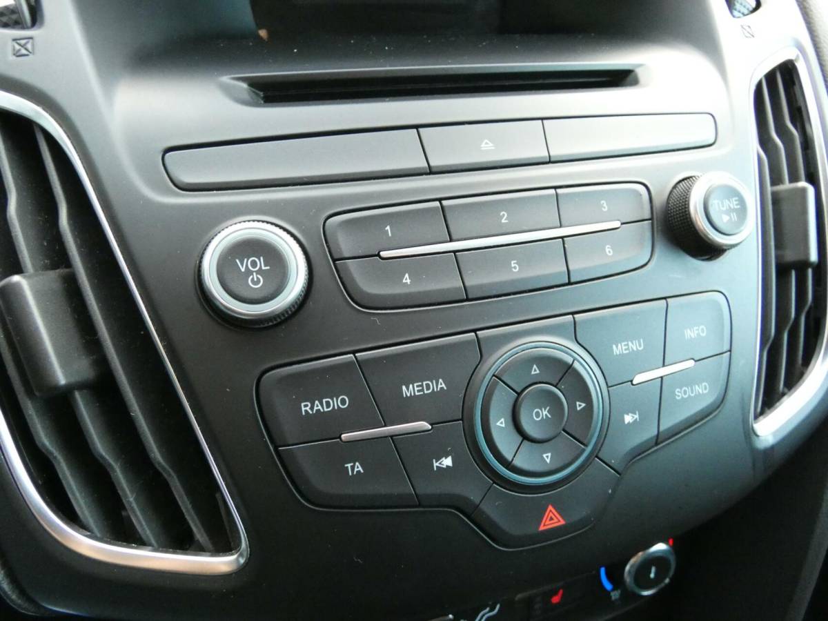 Ford Focus Ford Focus Wagon 1.0 EcoBoost 125 PK Trend Edition | WINTER PAKKET | 103000 KM!!!