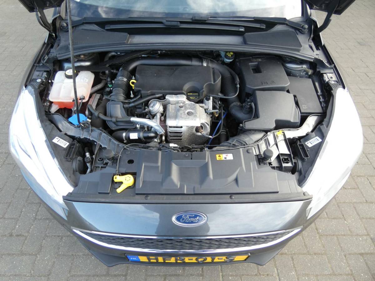 Ford Focus Ford Focus Wagon 1.0 EcoBoost 125 PK Trend Edition | WINTER PAKKET | 103000 KM!!!
