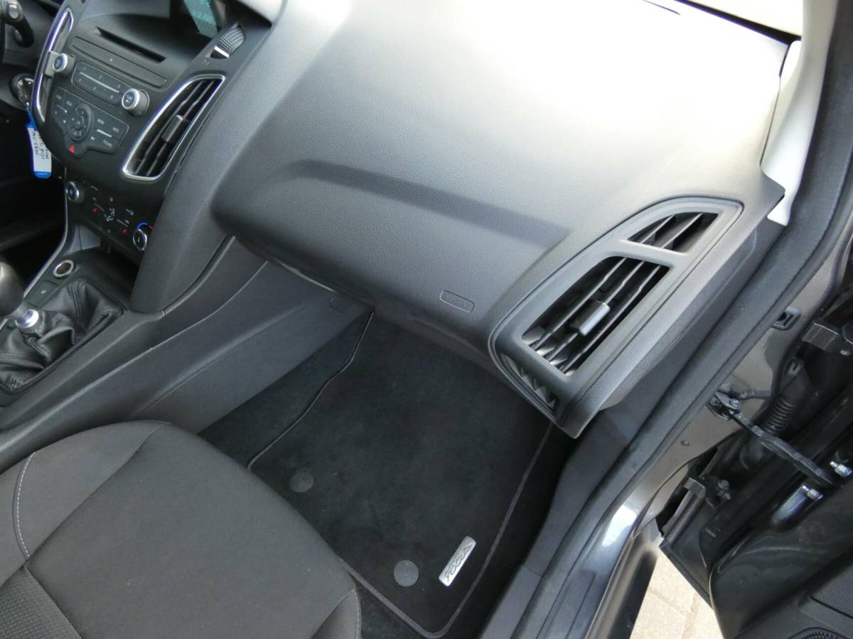 Ford Focus Ford Focus Wagon 1.0 EcoBoost 125 PK Trend Edition | WINTER PAKKET | 103000 KM!!!