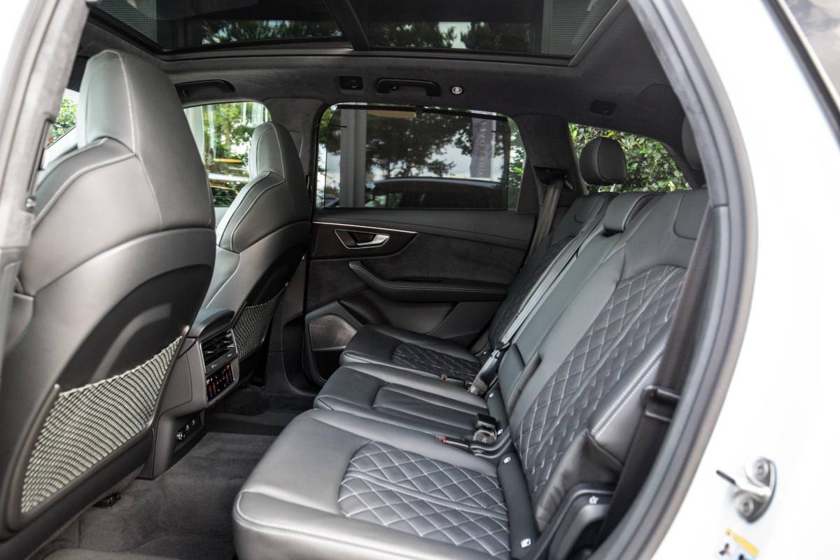 Audi SQ7 Audi SQ7 4.0 TFSI 507pk 7p, Keramisch, ABT, B&O High-end, SUZUKA, Full-Options