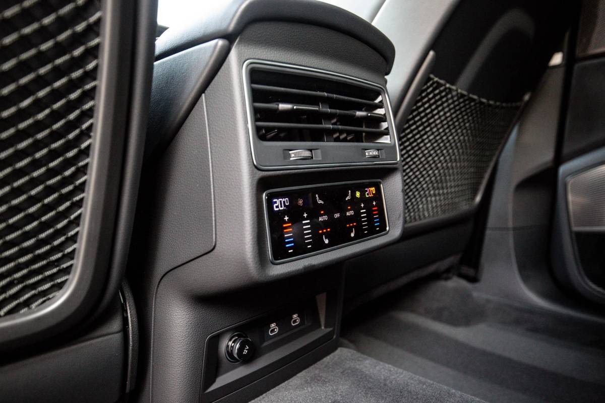 Audi SQ7 Audi SQ7 4.0 TFSI 507pk 7p, Keramisch, ABT, B&O High-end, SUZUKA, Full-Options