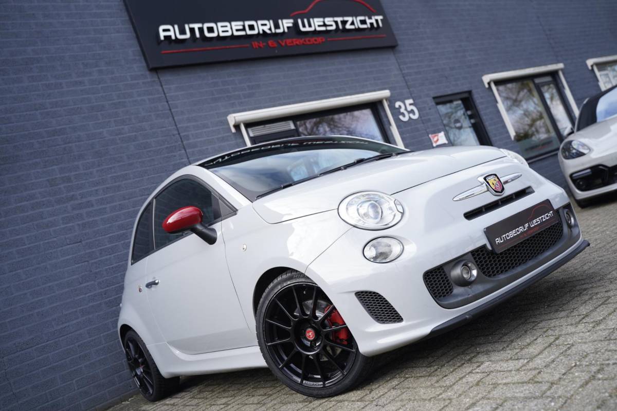 Fiat 500 Fiat 500 1.4 T-Jet Abarth 595 Turismo 160pk, Handbak, Leder