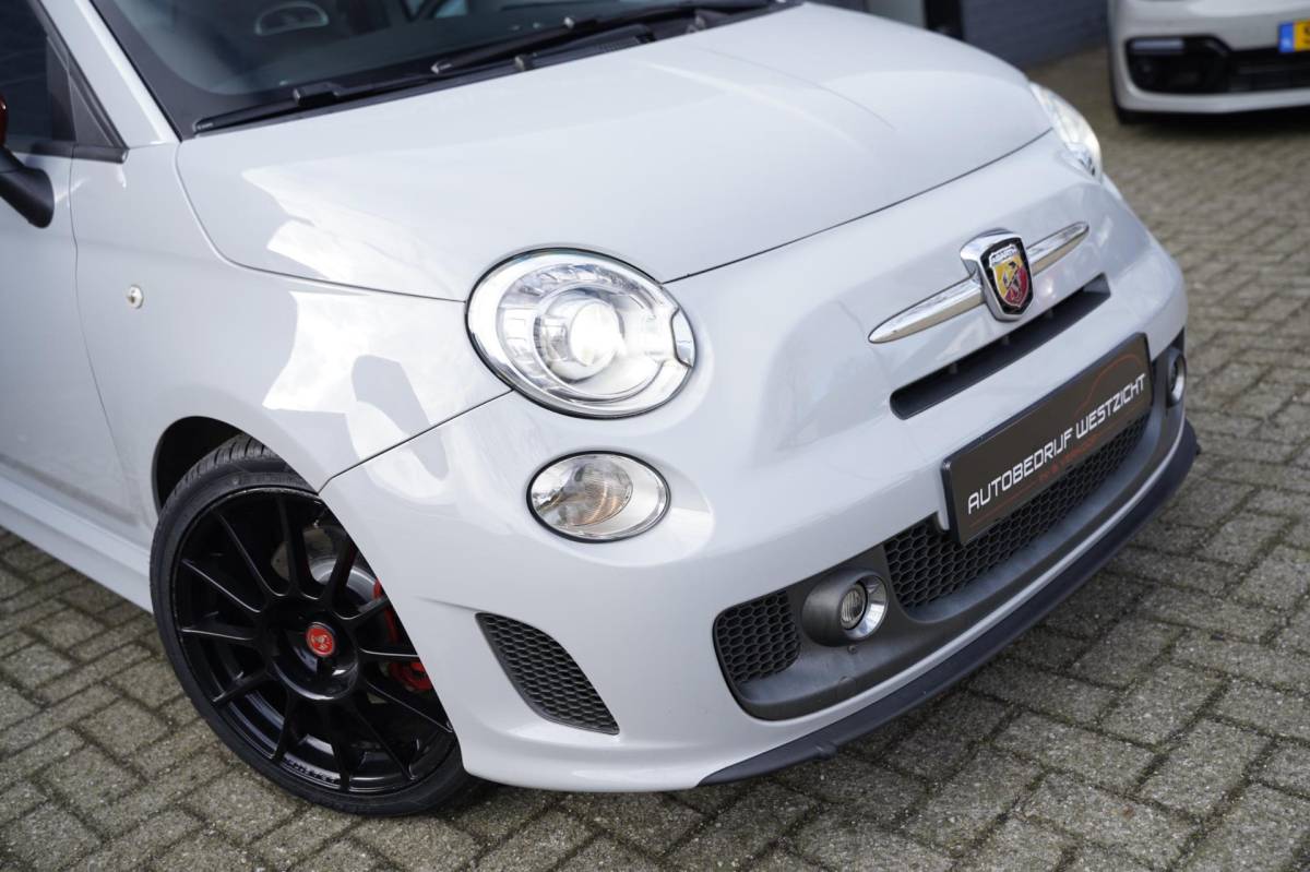 Fiat 500 Fiat 500 1.4 T-Jet Abarth 595 Turismo 160pk, Handbak, Leder