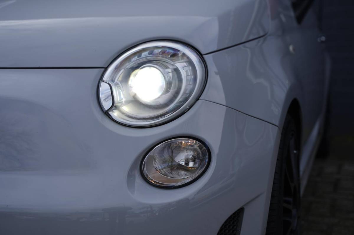 Fiat 500 Fiat 500 1.4 T-Jet Abarth 595 Turismo 160pk, Handbak, Leder